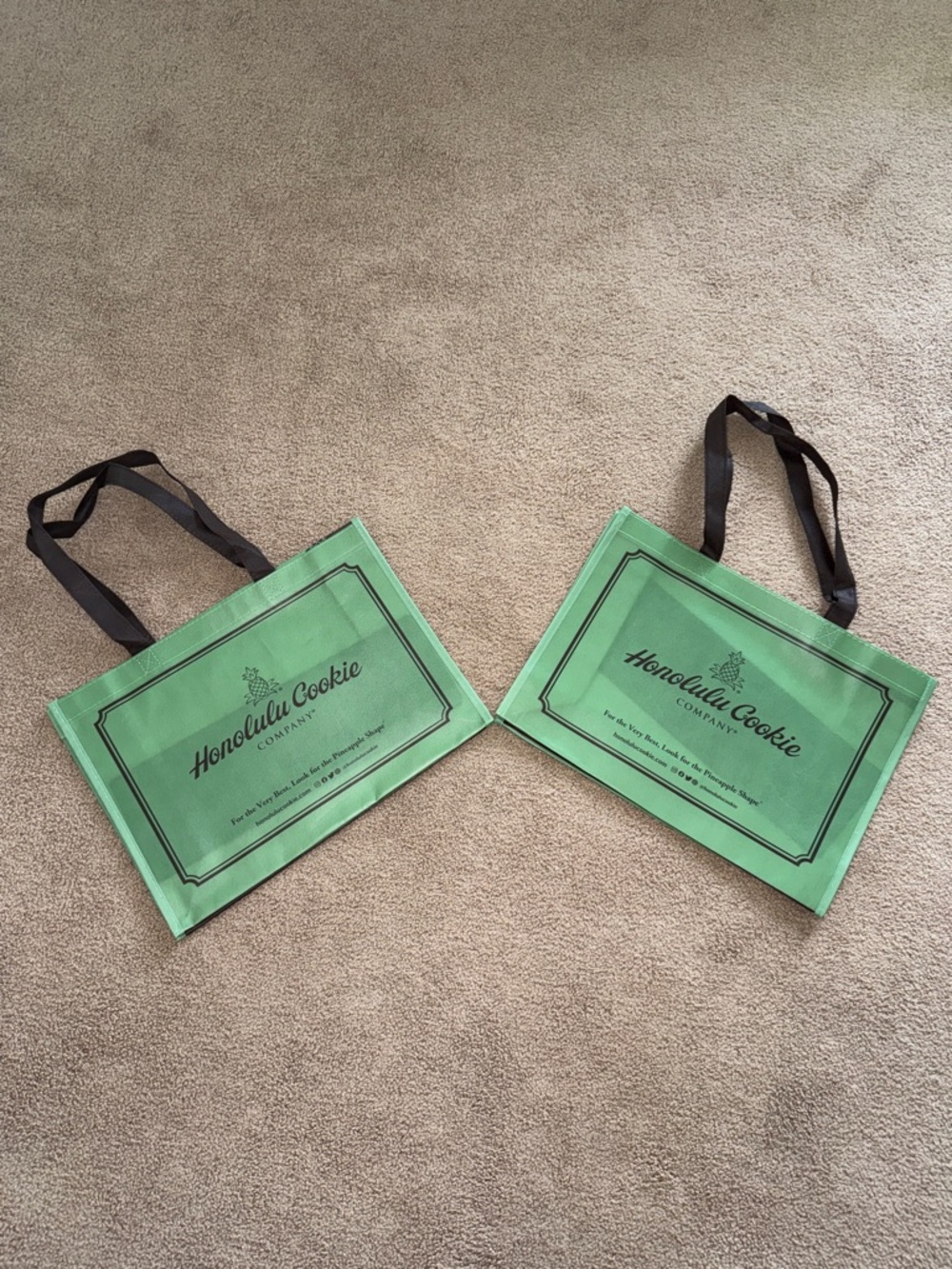 Honolulu Cookie Company Reusable Green Tote Bags (Set of 2)